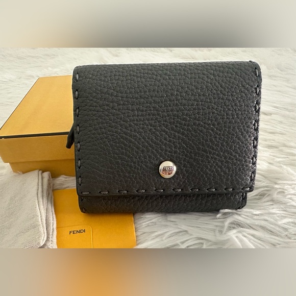 Fendi Handbags - New Fendi Selleria Grey Leather Compact Wallet